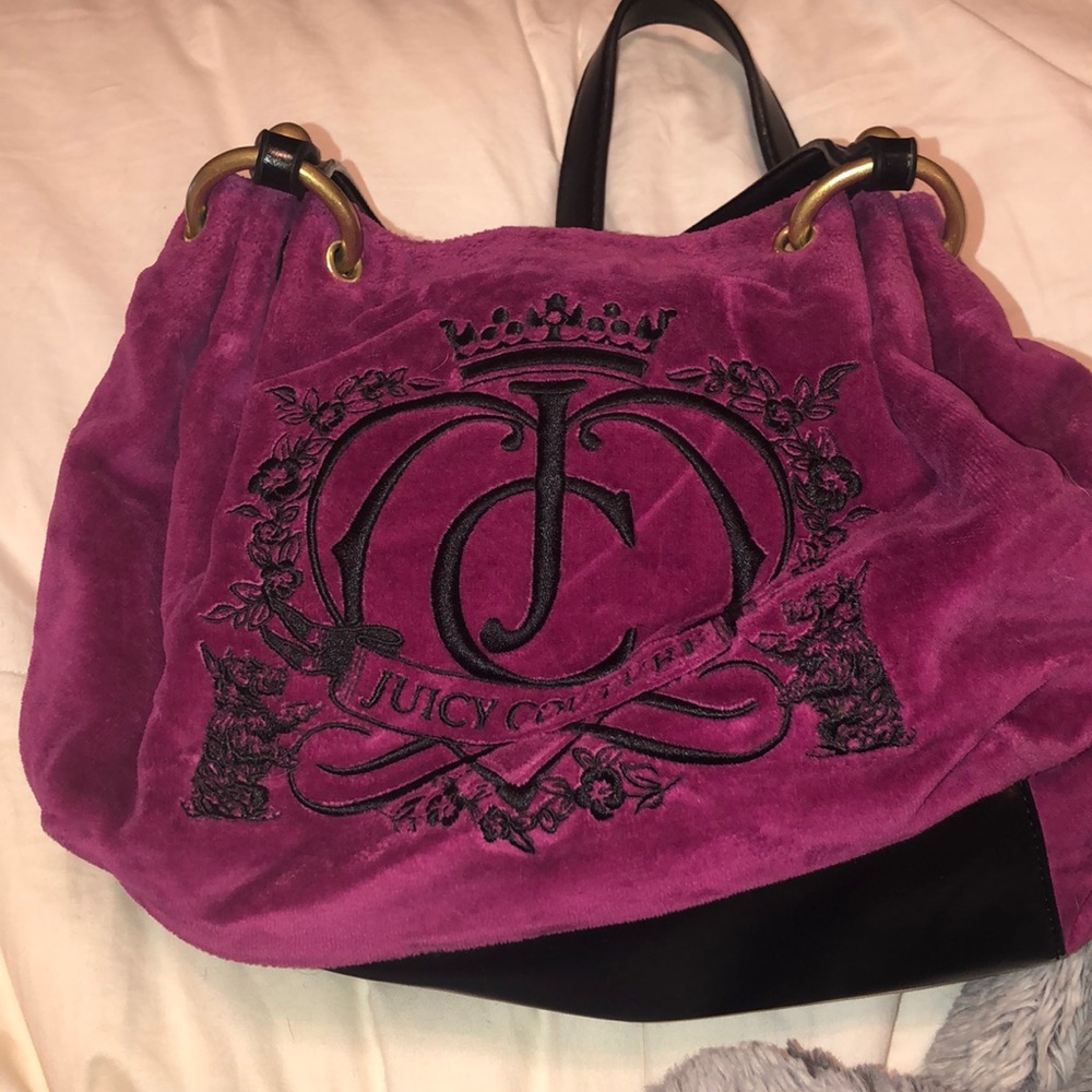 juicy couture magenta hand bag